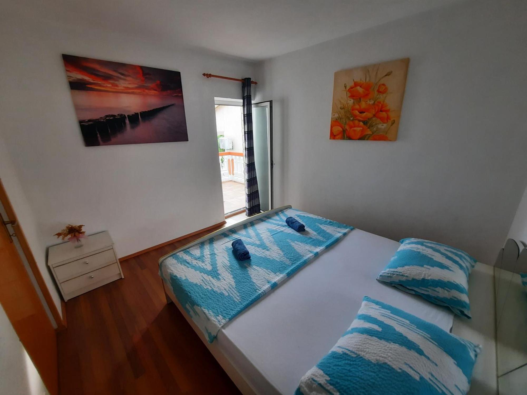 Apartments Brkovic Sukošan Oda fotoğraf