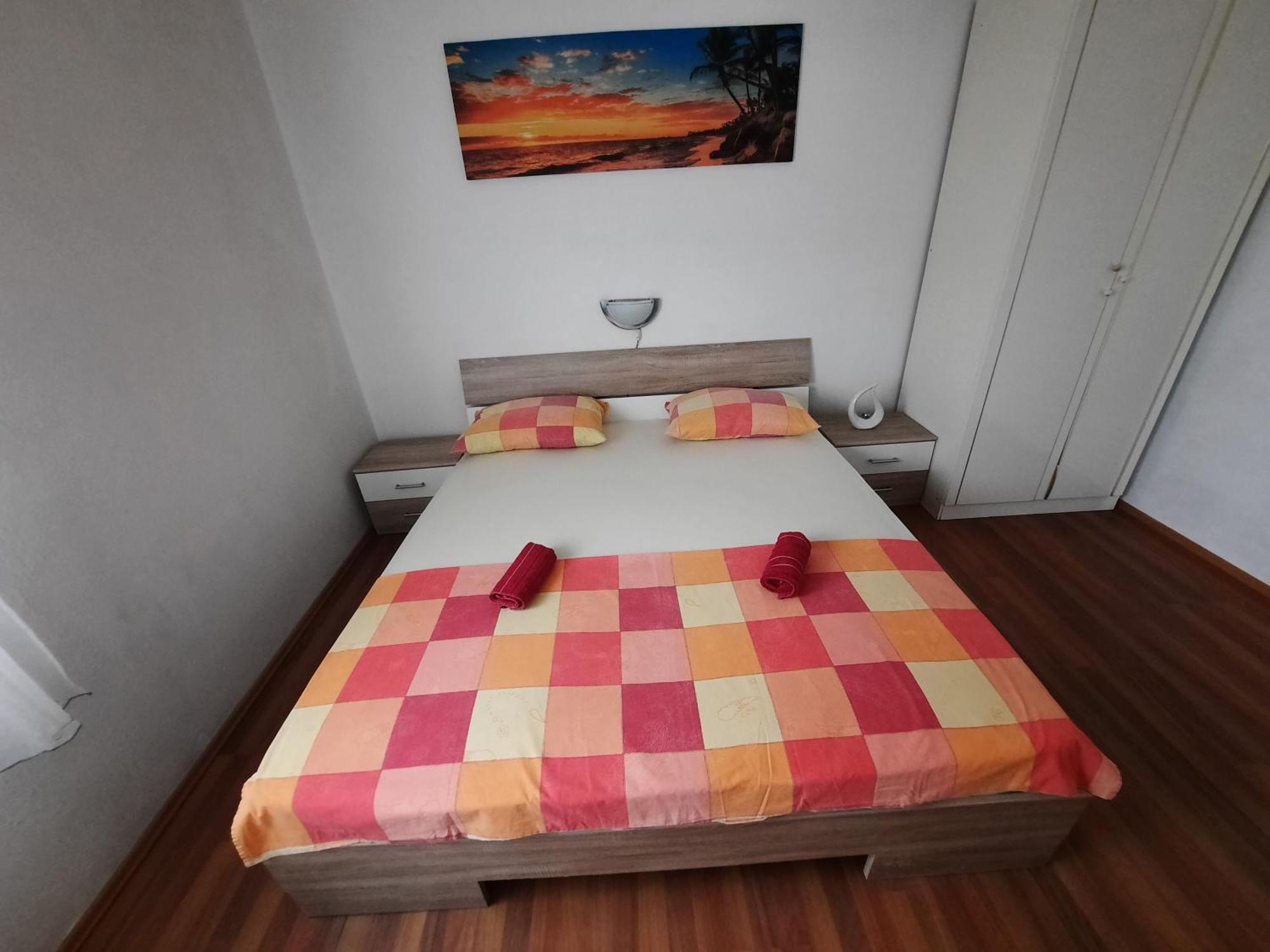 Apartments Brkovic Sukošan Oda fotoğraf